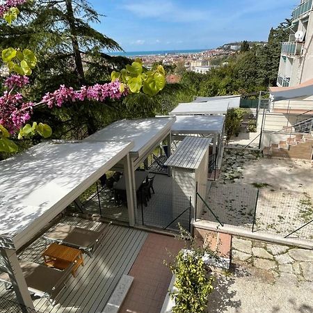 Il Parco Di Yuki  Apartment Ancona Bagian luar foto