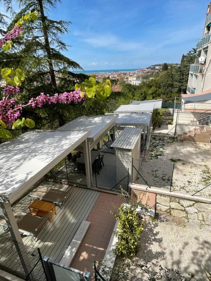 Il Parco Di Yuki  Apartment Ancona Bagian luar foto